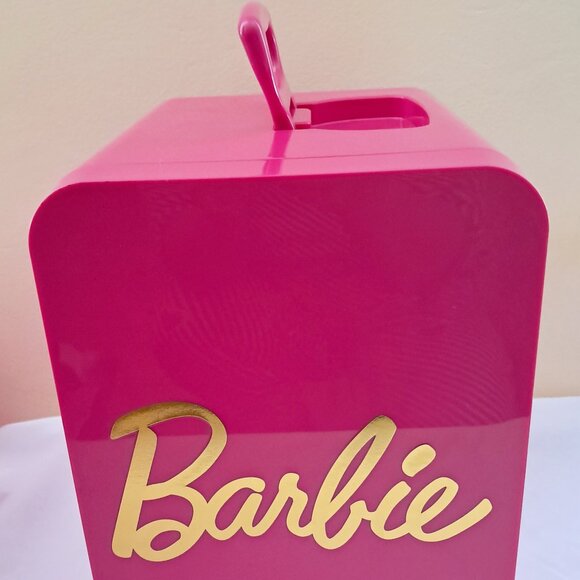 Barbie Mini Fridge  Thermoelectric Cooler. Brand New with Tag, in a Box - Picture 7 of 17